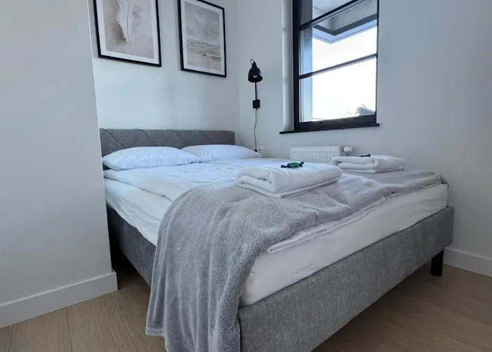 アパート E&r Doki *