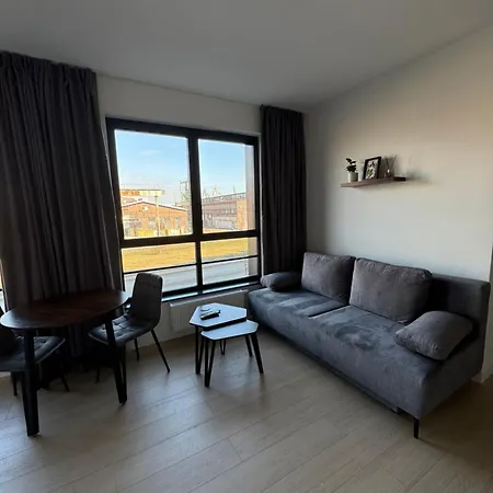 Apartment E&r Doki *